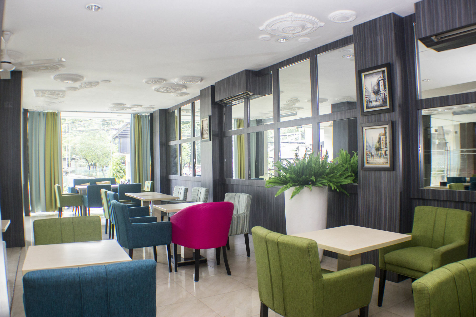 Hotel Feodora Grogol Джакарта Екстериор снимка